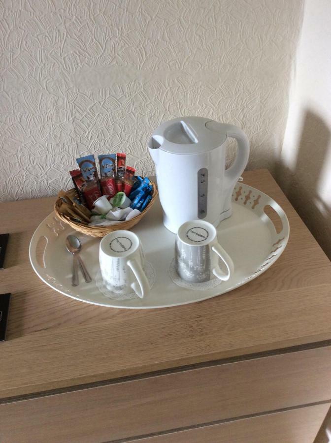 דומפריס Rhone Villa Bed & Breakfast מראה חיצוני תמונה
